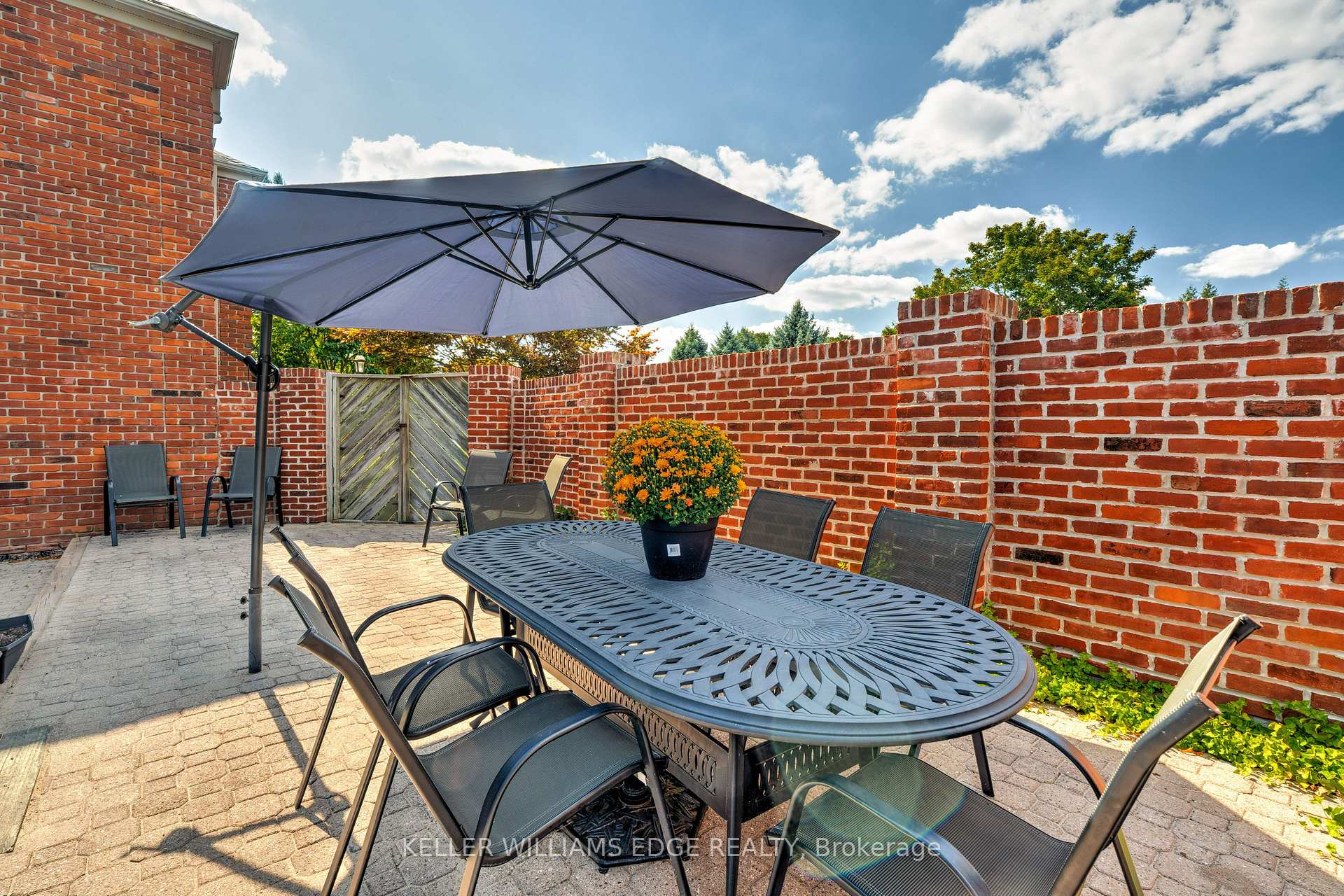Photo 40 of 55 Kirby Avenue, Hamilton, Greensville — HOMEH