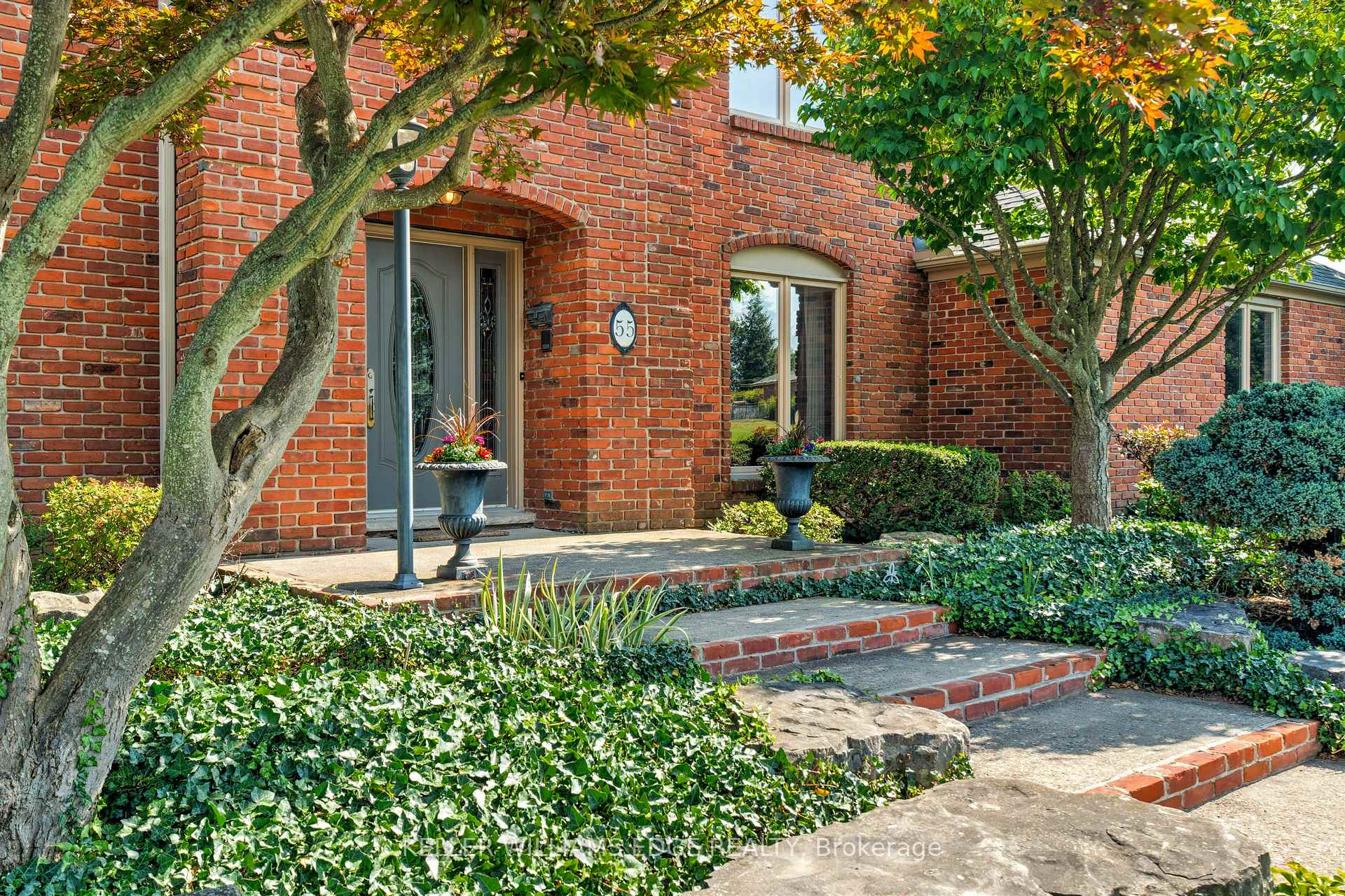 Photo 43 of 55 Kirby Avenue, Hamilton, Greensville — HOMEH
