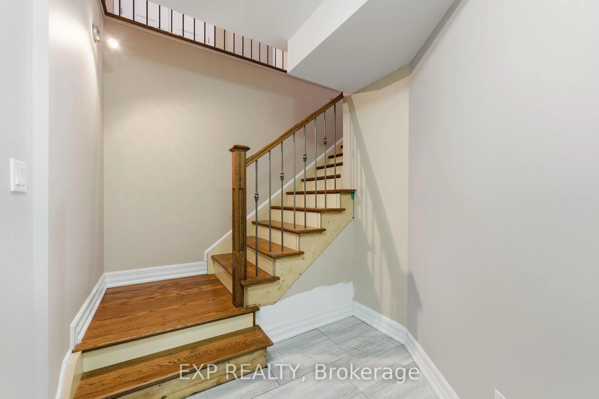 Photo 75 of 16 Chippewa Avenue, Ottawa, Meadowlands/St. Claire Gardens — HOMEH