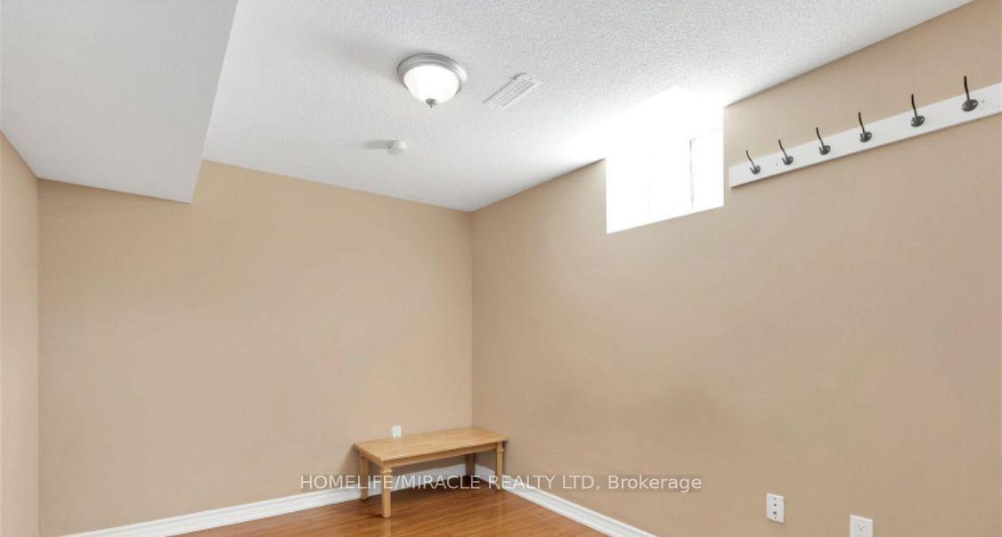 Photo 20 of 6 Mistybrook Crescent, Brampton, Fletcher's Meadow — HOMEH