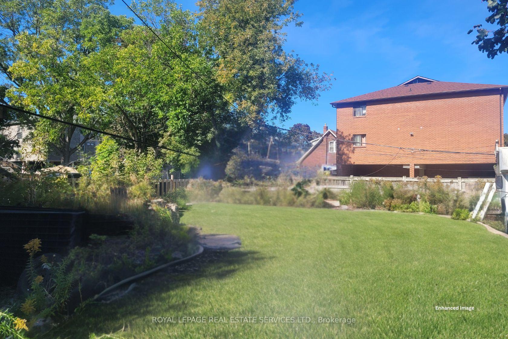 Photo 7 of 154-158 William Street E, Oshawa, O'Neill — HOMEH
