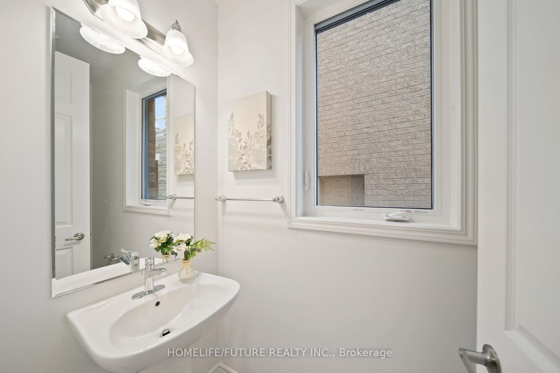 Photo 6 of 1408 Mockingbird Square, Pickering, Rural Pickering — HOMEH