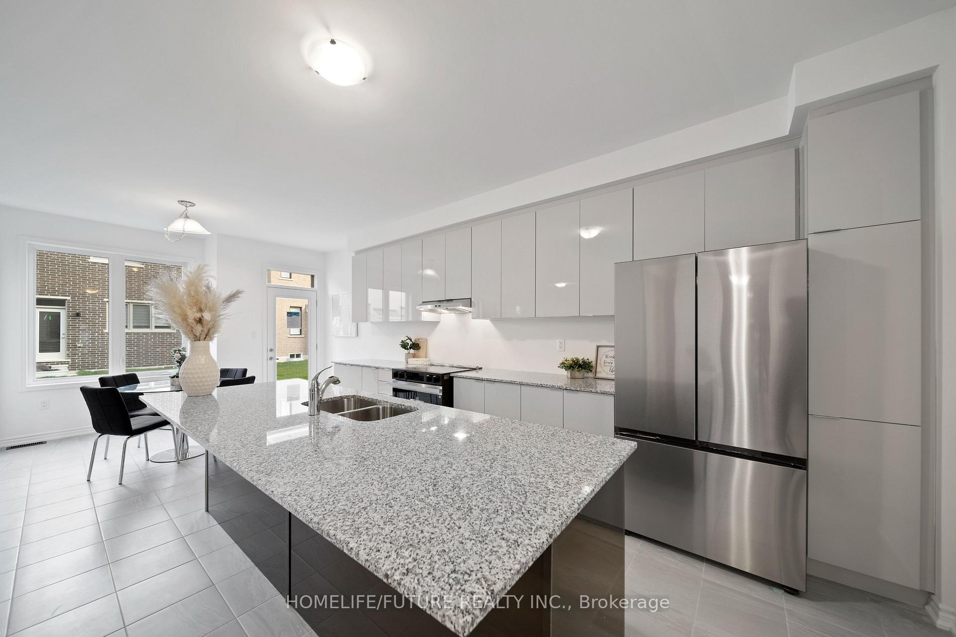 Photo 37 of 1408 Mockingbird Square, Pickering, Rural Pickering — HOMEH