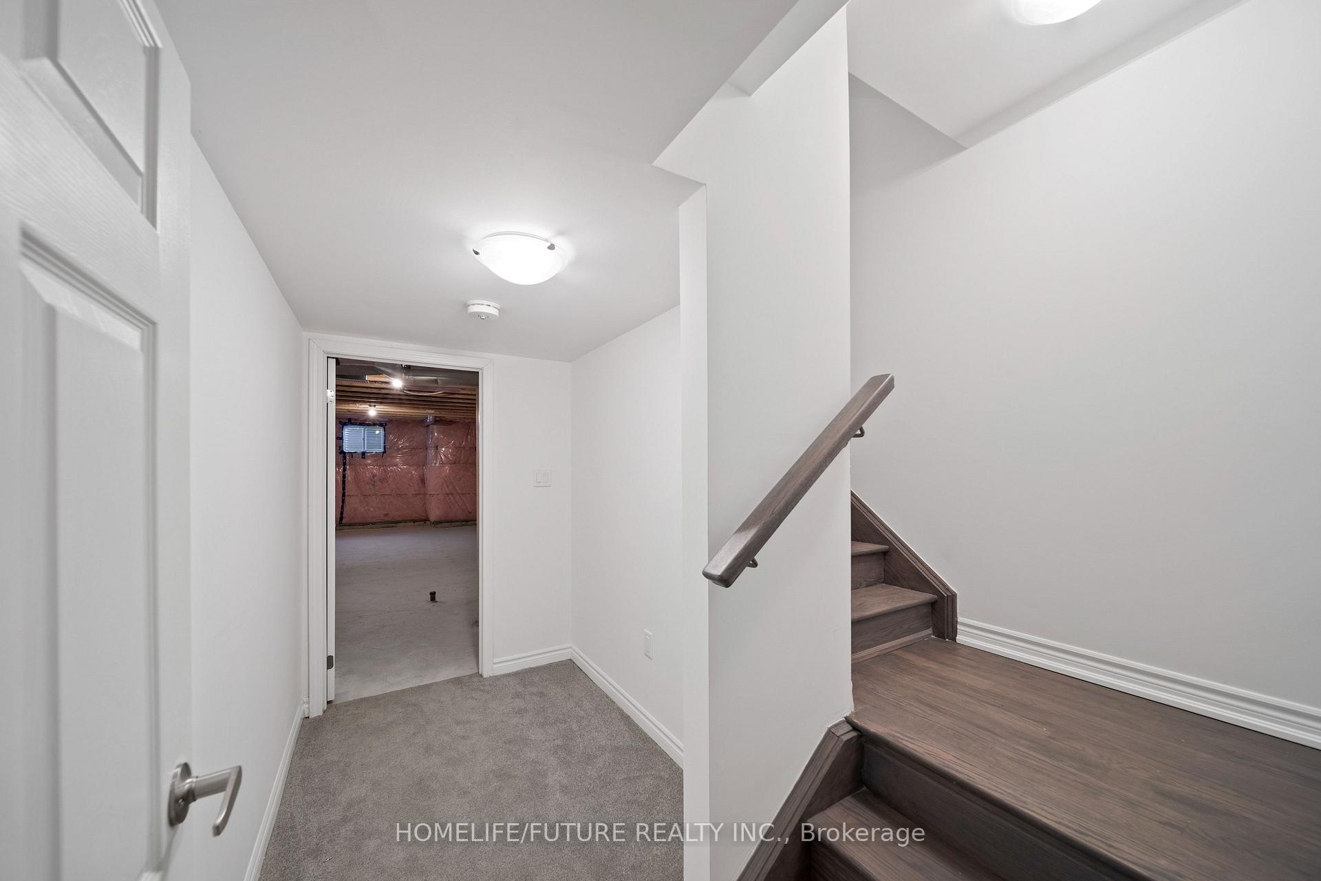 Photo 23 of 1408 Mockingbird Square, Pickering, Rural Pickering — HOMEH