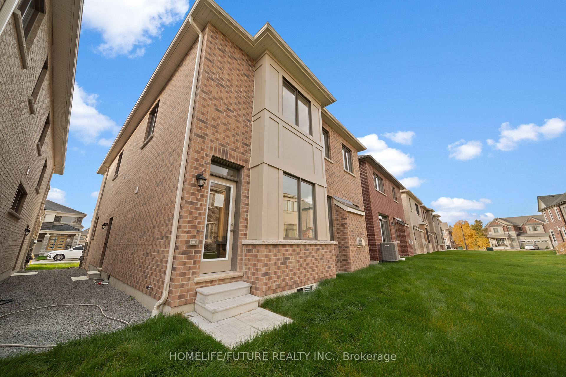 Photo 38 of 1408 Mockingbird Square, Pickering, Rural Pickering — HOMEH