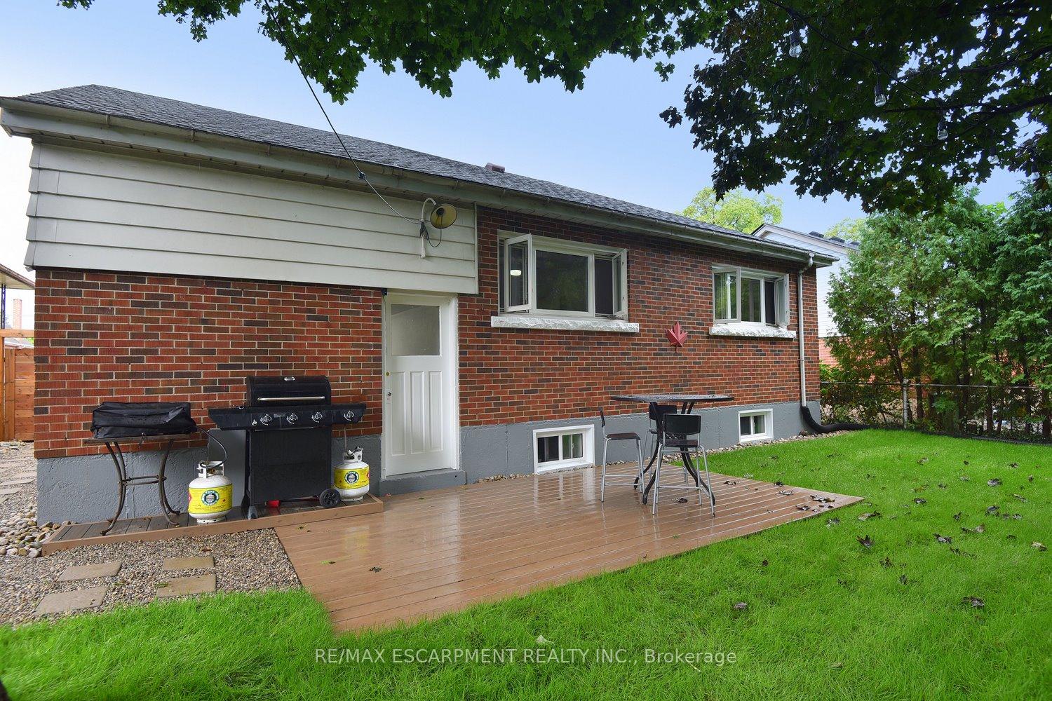 Photo 19 of 141 Reid Avenue S, Hamilton, Glenview — HOMEH