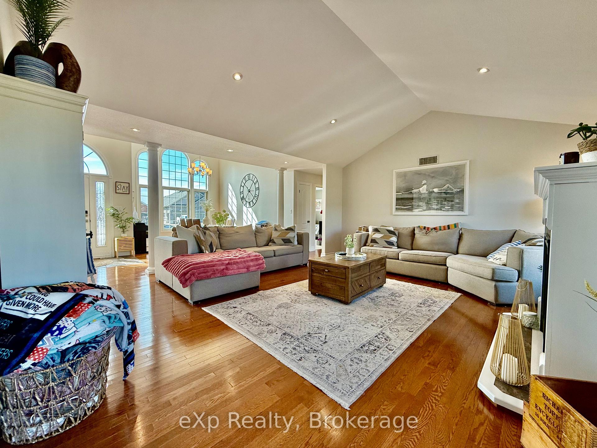 Photo 7 of 398 4th Street S, Hanover — HOMEH