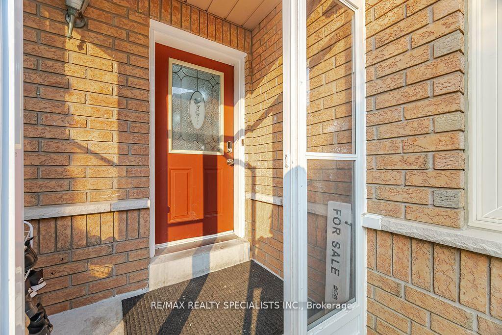 Photo 9 of 27 Coachwhip Road, Brampton, Sandringham-Wellington — HOMEH