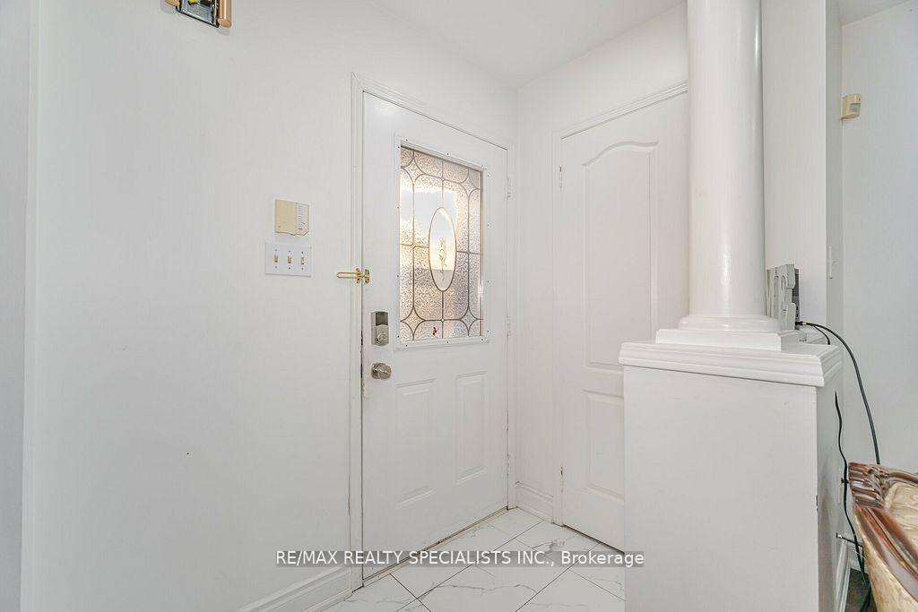 Photo 3 of 27 Coachwhip Road, Brampton, Sandringham-Wellington — HOMEH