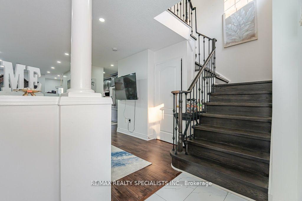Photo 4 of 27 Coachwhip Road, Brampton, Sandringham-Wellington — HOMEH