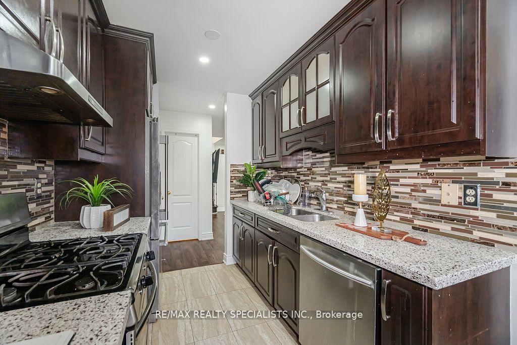 Photo 15 of 27 Coachwhip Road, Brampton, Sandringham-Wellington — HOMEH