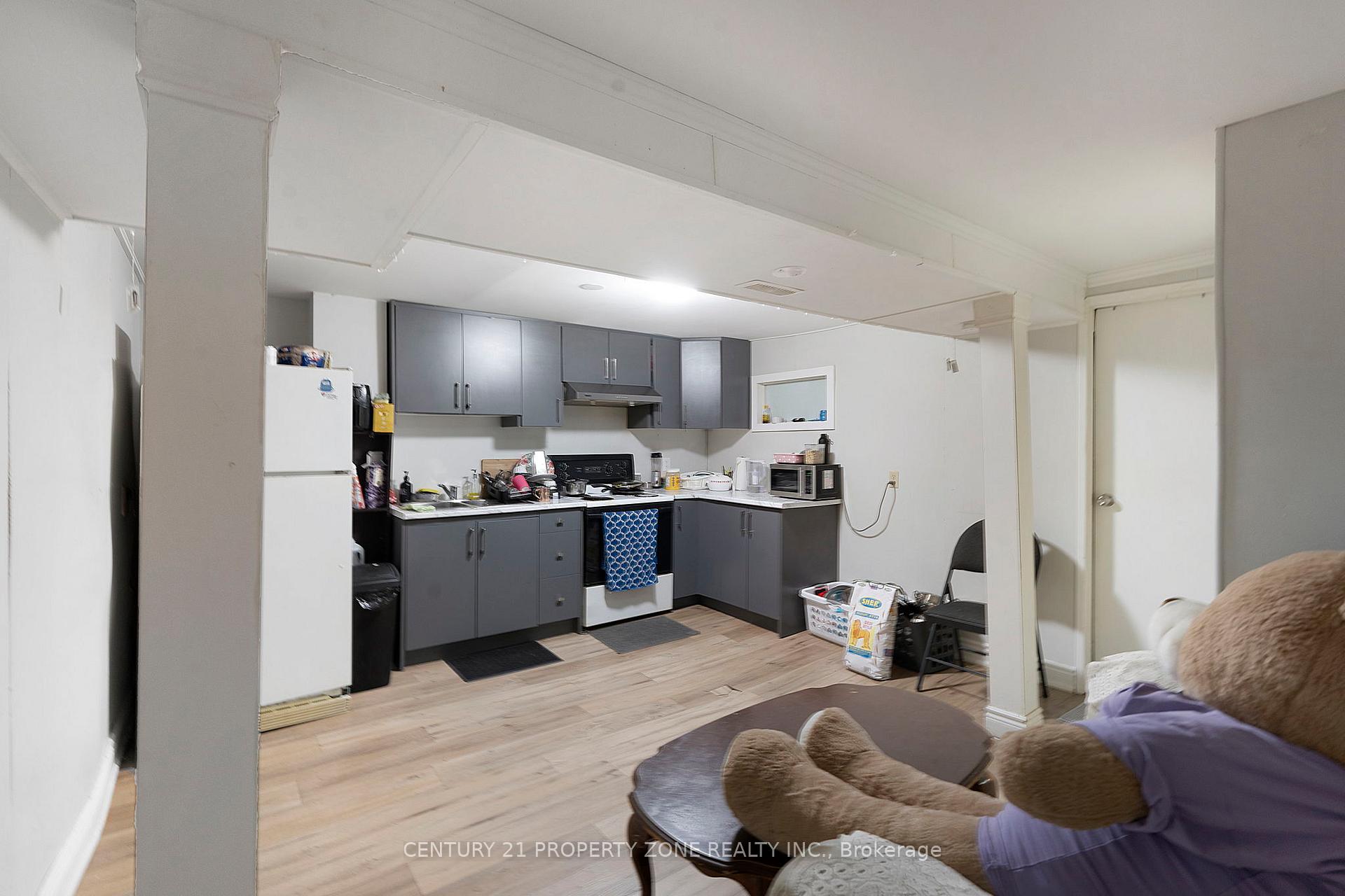 Photo 28 of 29 Finchley Crescent, Brampton, Southgate — HOMEH