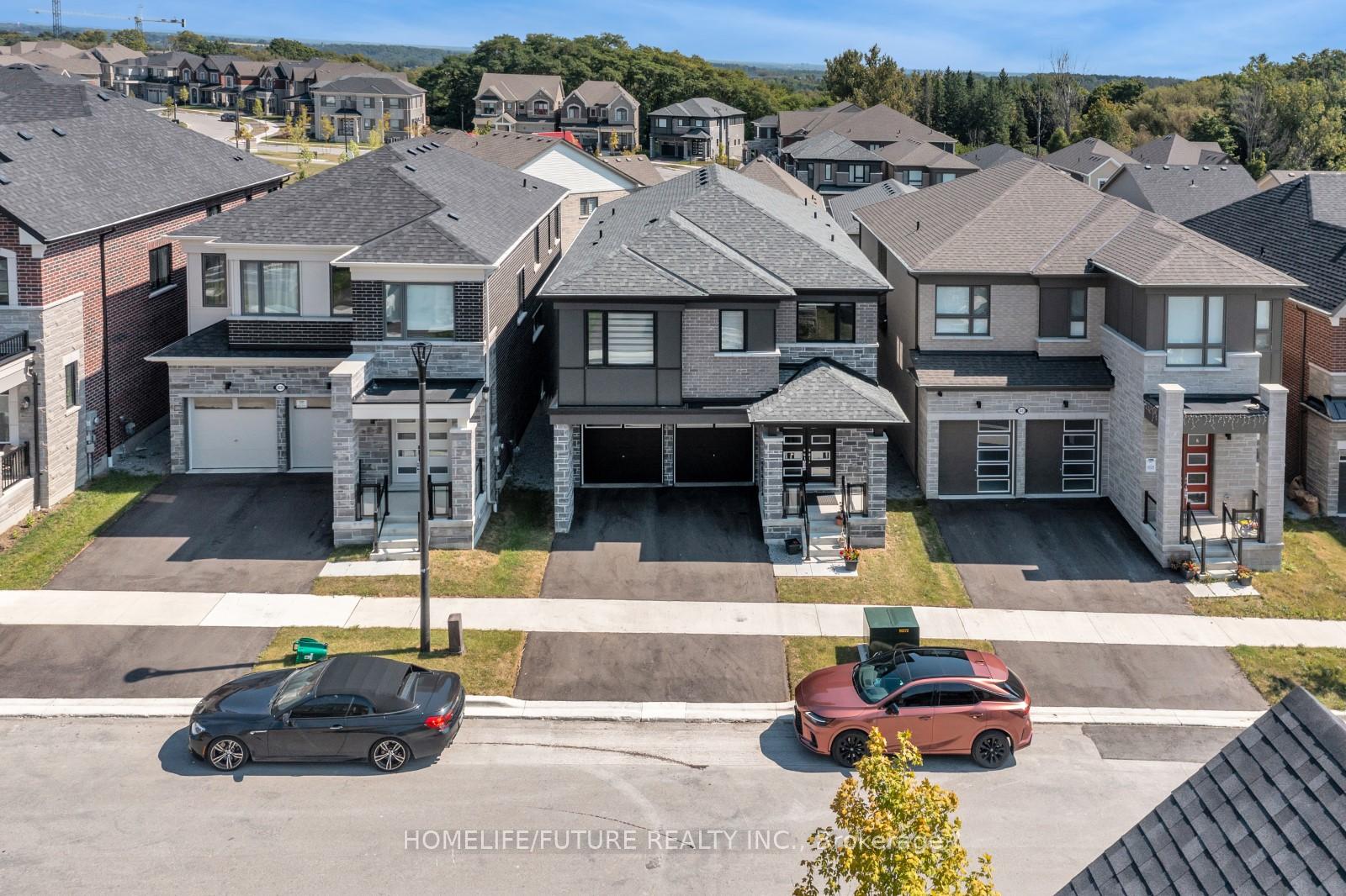 Front of 3031 Hollyberry Trail