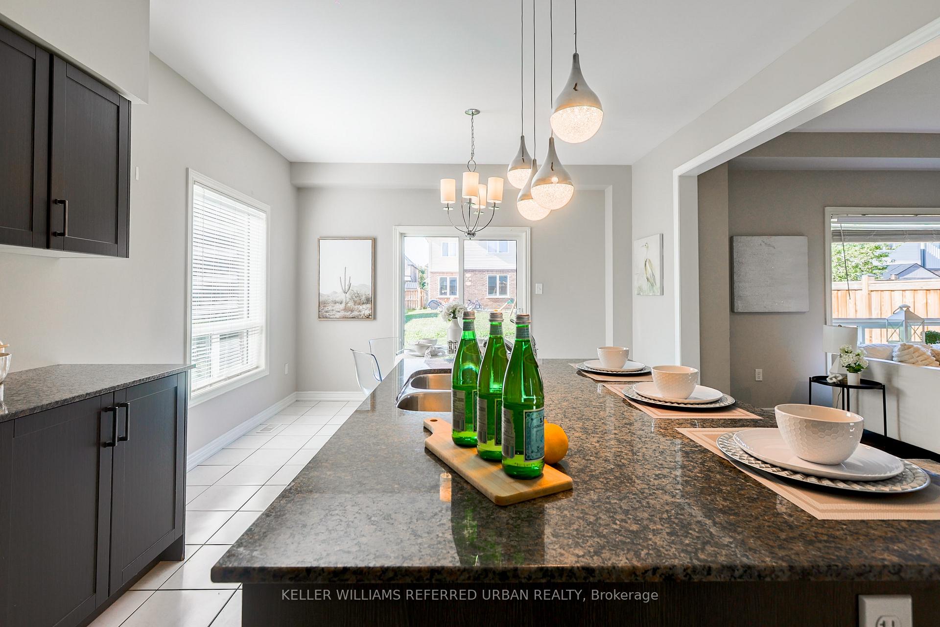 Photo 12 of 30 Henry Smith Avenue, Clarington, Bowmanville — HOMEH