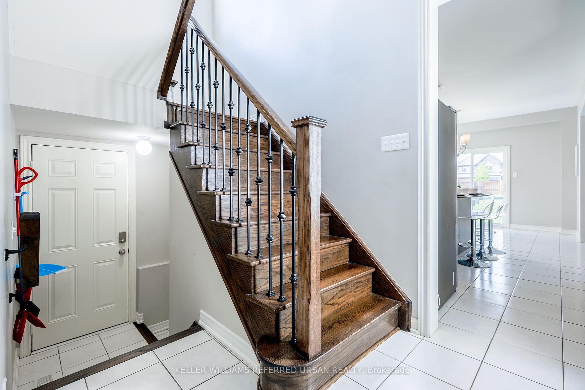 Photo 27 of 30 Henry Smith Avenue, Clarington, Bowmanville — HOMEH