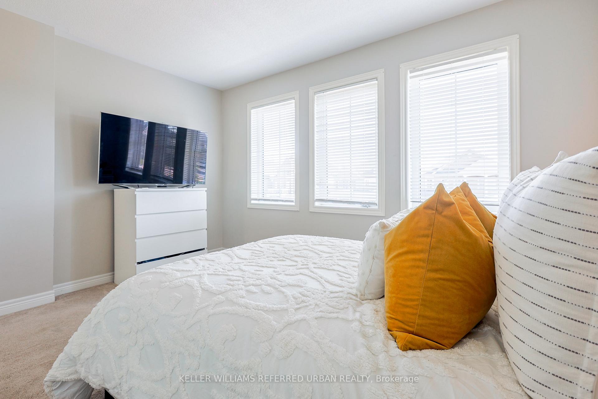Photo 48 of 30 Henry Smith Avenue, Clarington, Bowmanville — HOMEH
