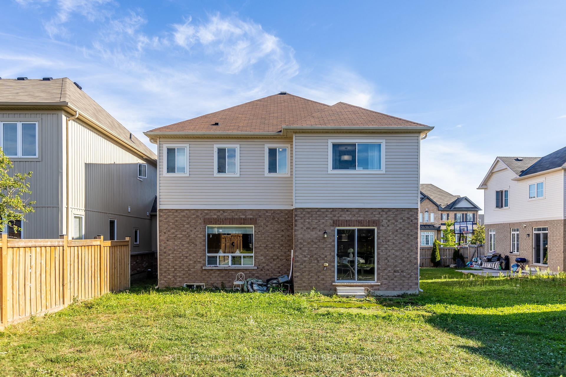 Photo 50 of 30 Henry Smith Avenue, Clarington, Bowmanville — HOMEH