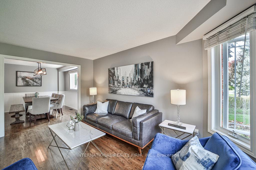 Photo 4 of 4 Cornerstone Court, Caledon, Bolton East — HOMEH