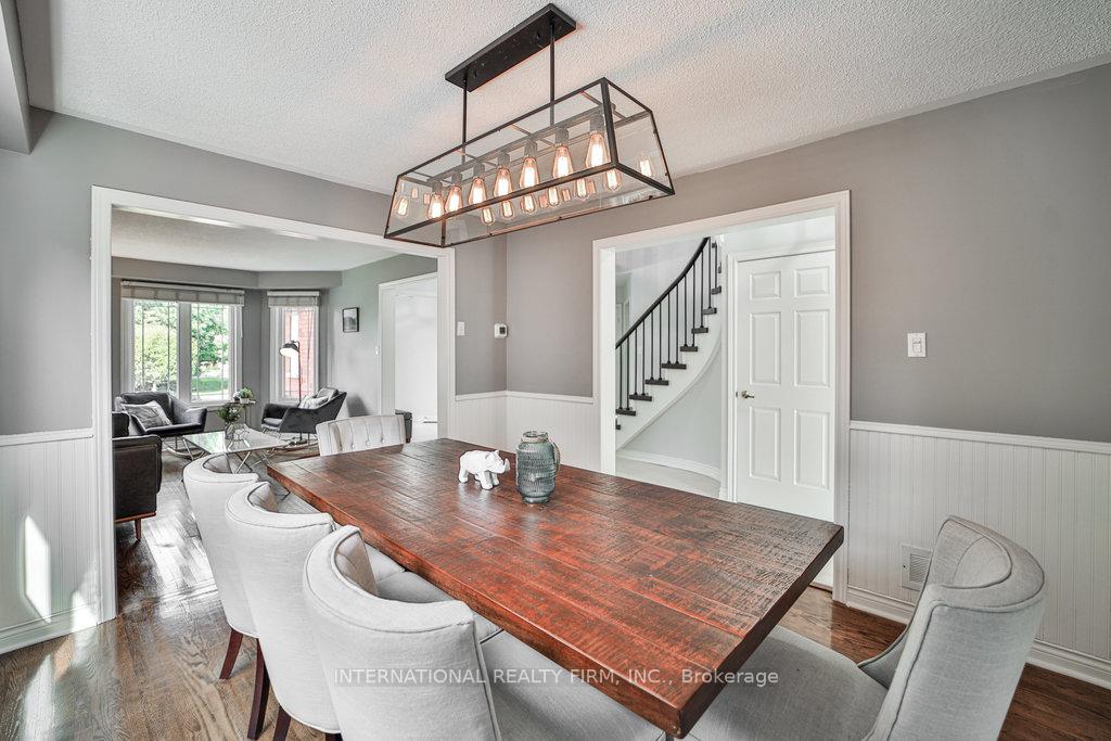 Photo 6 of 4 Cornerstone Court, Caledon, Bolton East — HOMEH