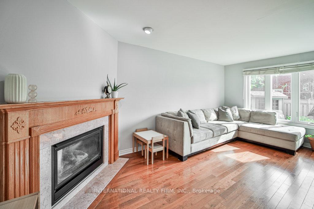 Photo 11 of 4 Cornerstone Court, Caledon, Bolton East — HOMEH