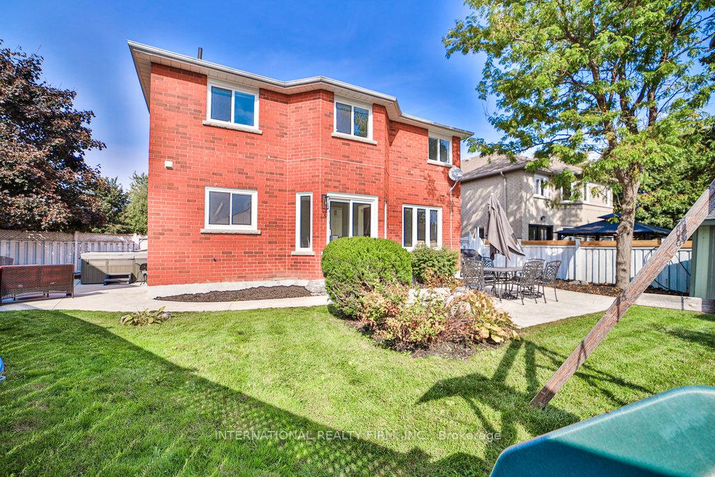 Photo 36 of 4 Cornerstone Court, Caledon, Bolton East — HOMEH