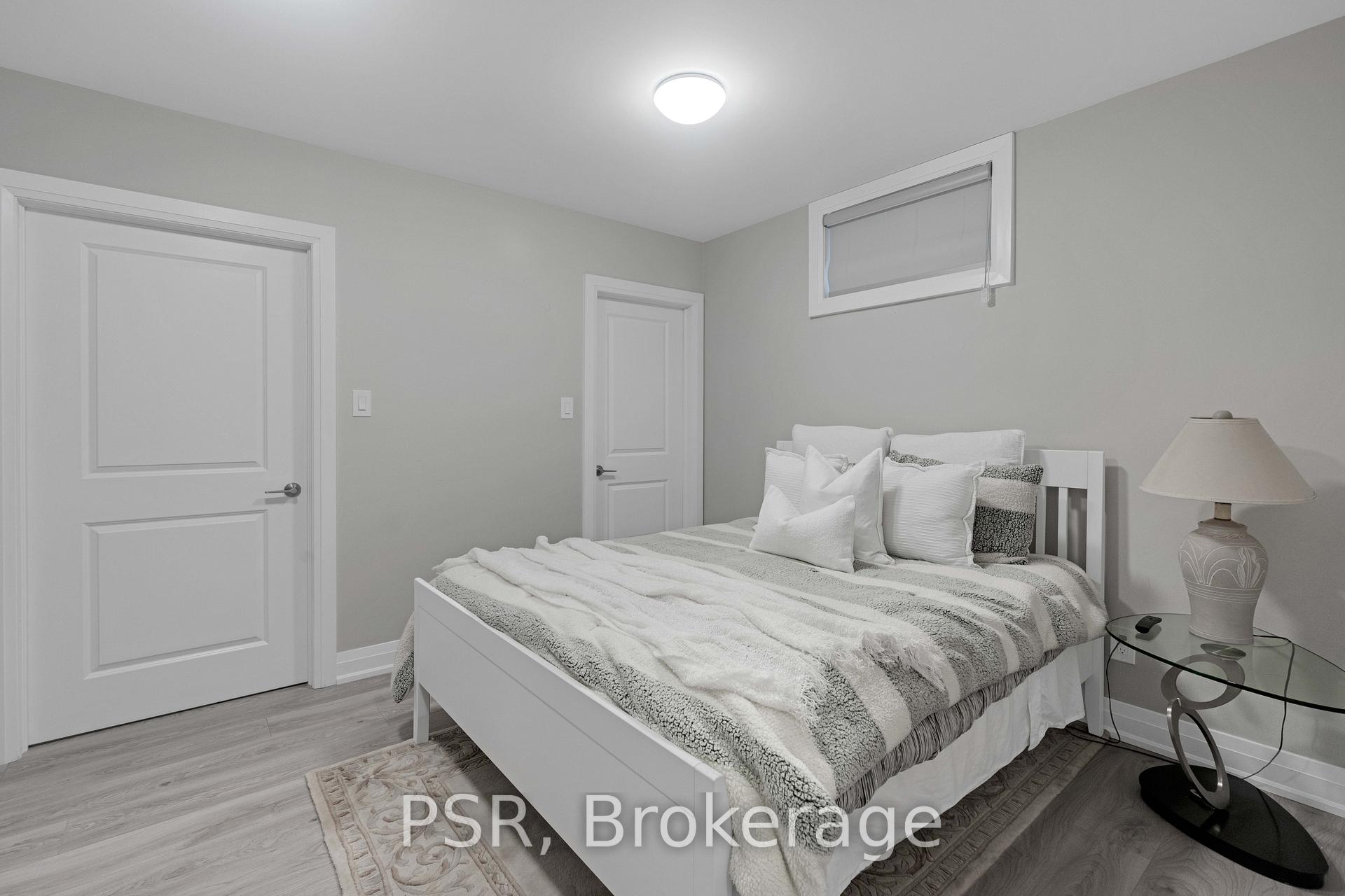 Photo 12 of 15 Wenderly Drive, Aurora, Aurora Village — HOMEH
