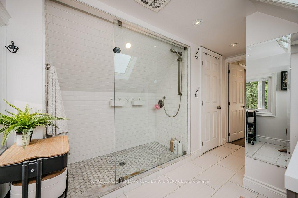 Photo 21 of 450 Herkimer Street, Hamilton, Kirkendall — HOMEH