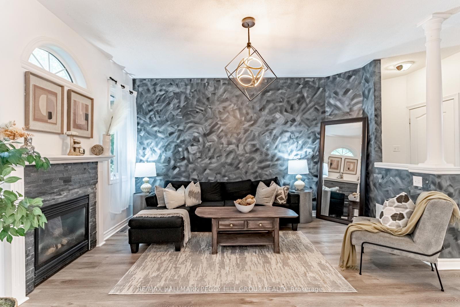 Photo 7 of 65 Oriole Crescent, Wasaga Beach — HOMEH