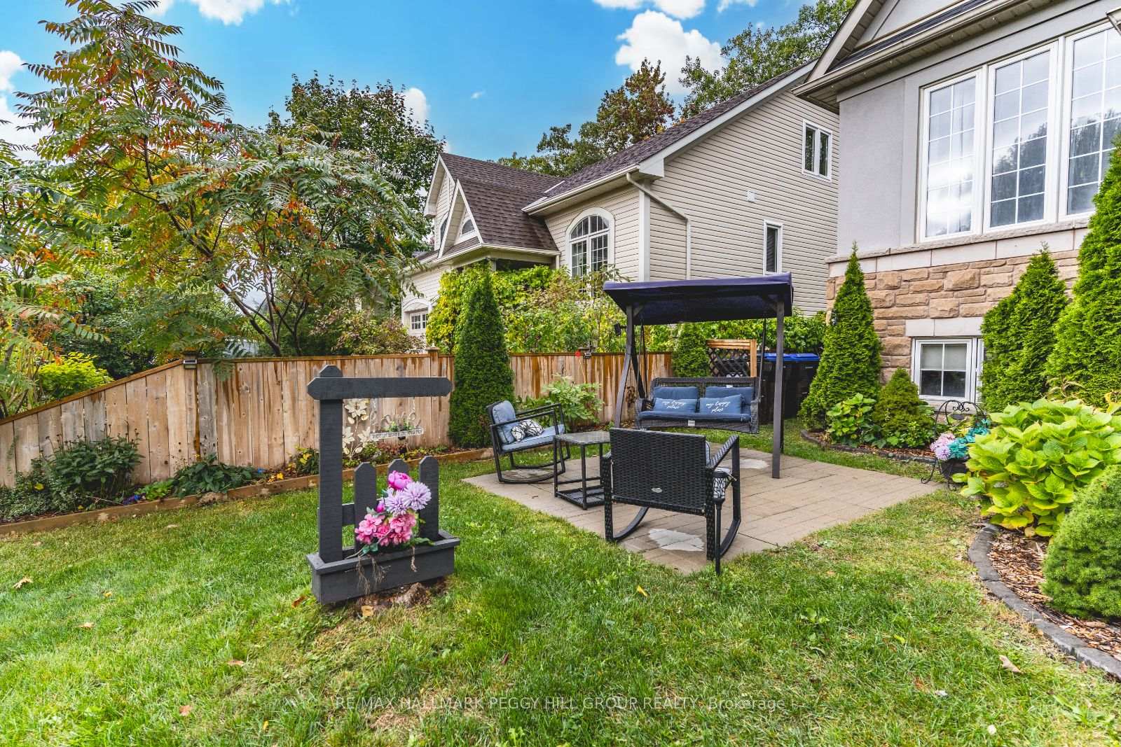 Photo 15 of 65 Oriole Crescent, Wasaga Beach — HOMEH