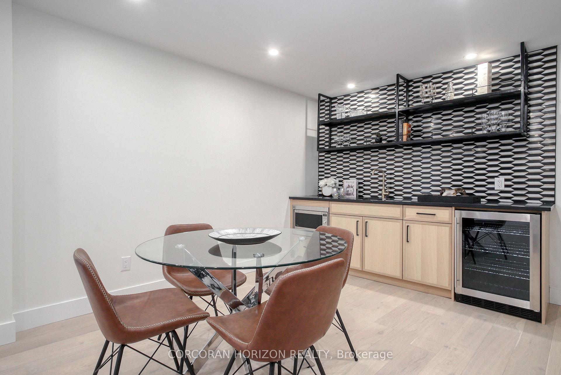 Photo 24 of 104 Grandview Drive, Waterloo — HOMEH