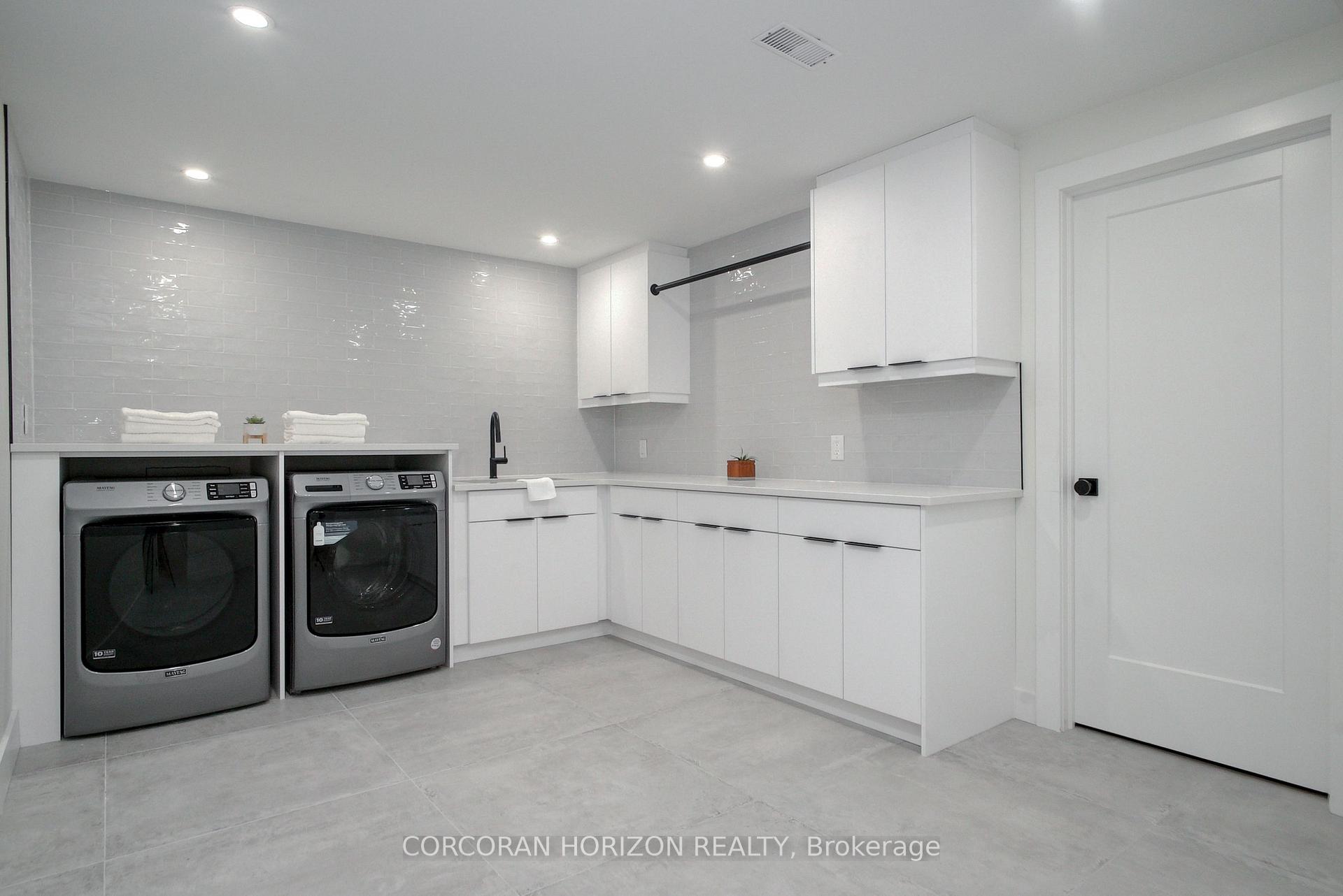 Photo 26 of 104 Grandview Drive, Waterloo — HOMEH