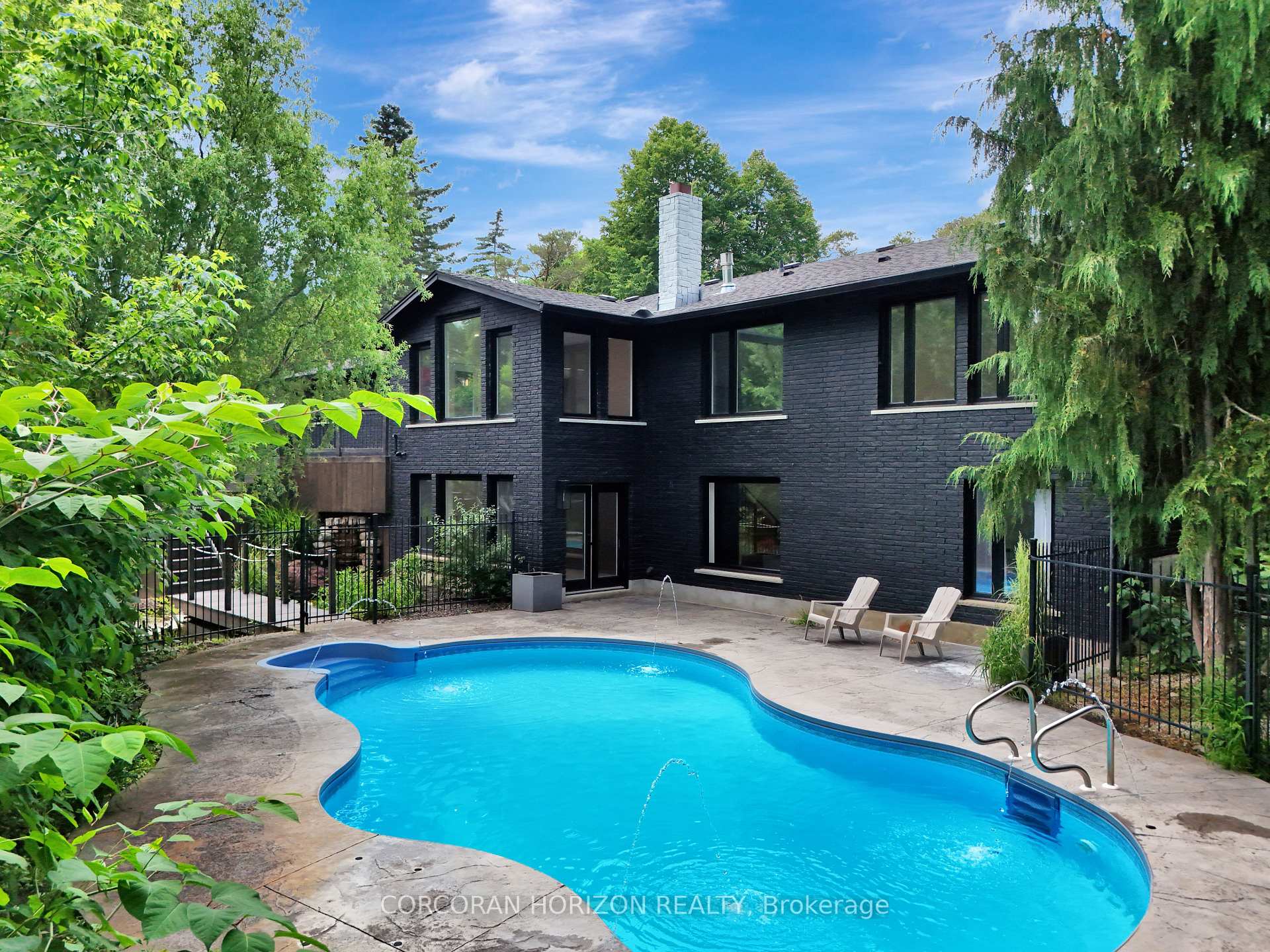 Photo 38 of 104 Grandview Drive, Waterloo — HOMEH