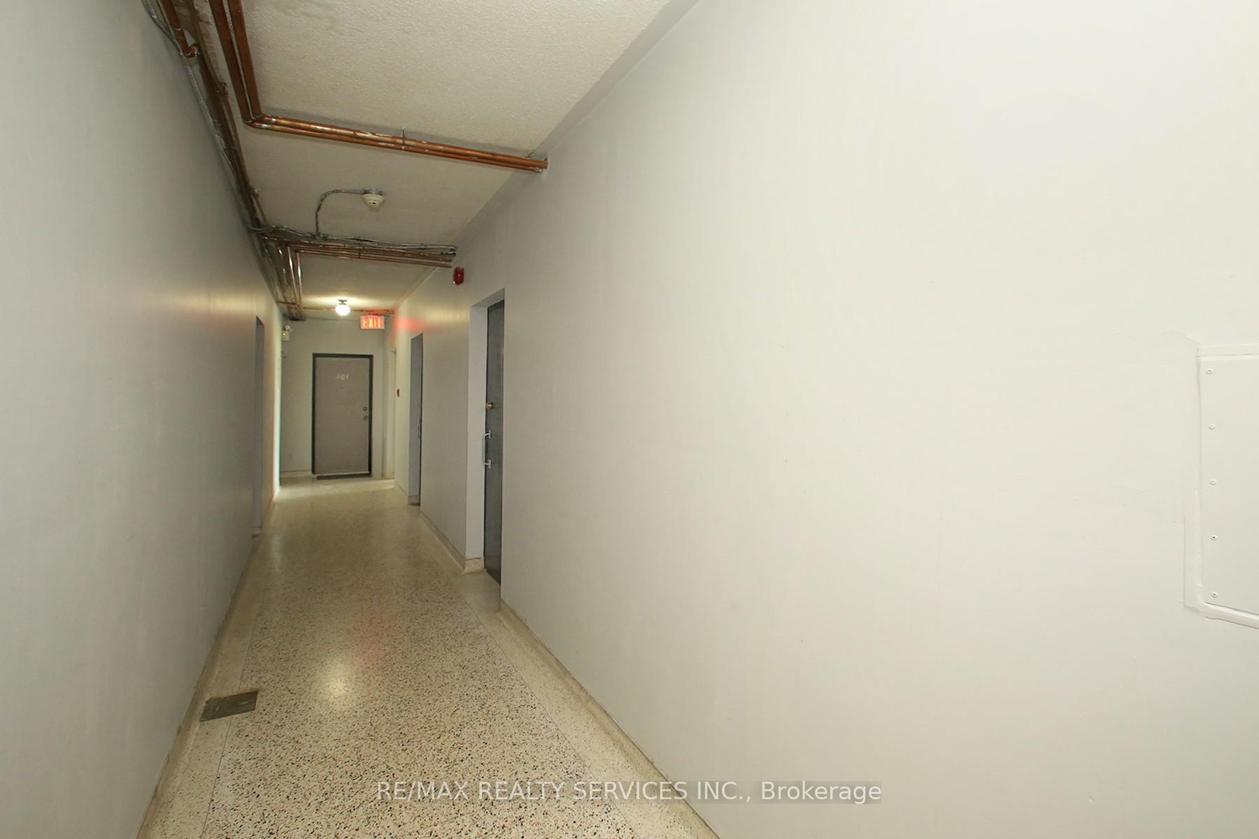 Photo 5 of 102 Front Street E, Whitby, Port Whitby — HOMEH