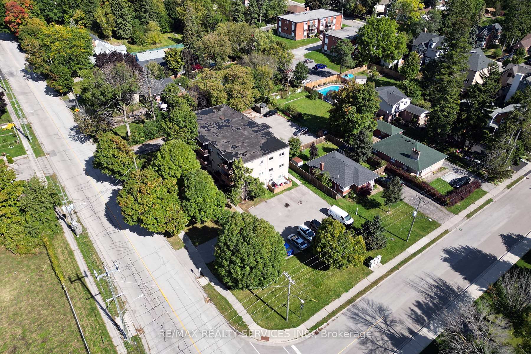 Photo 32 of 102 Front Street E, Whitby, Port Whitby — HOMEH