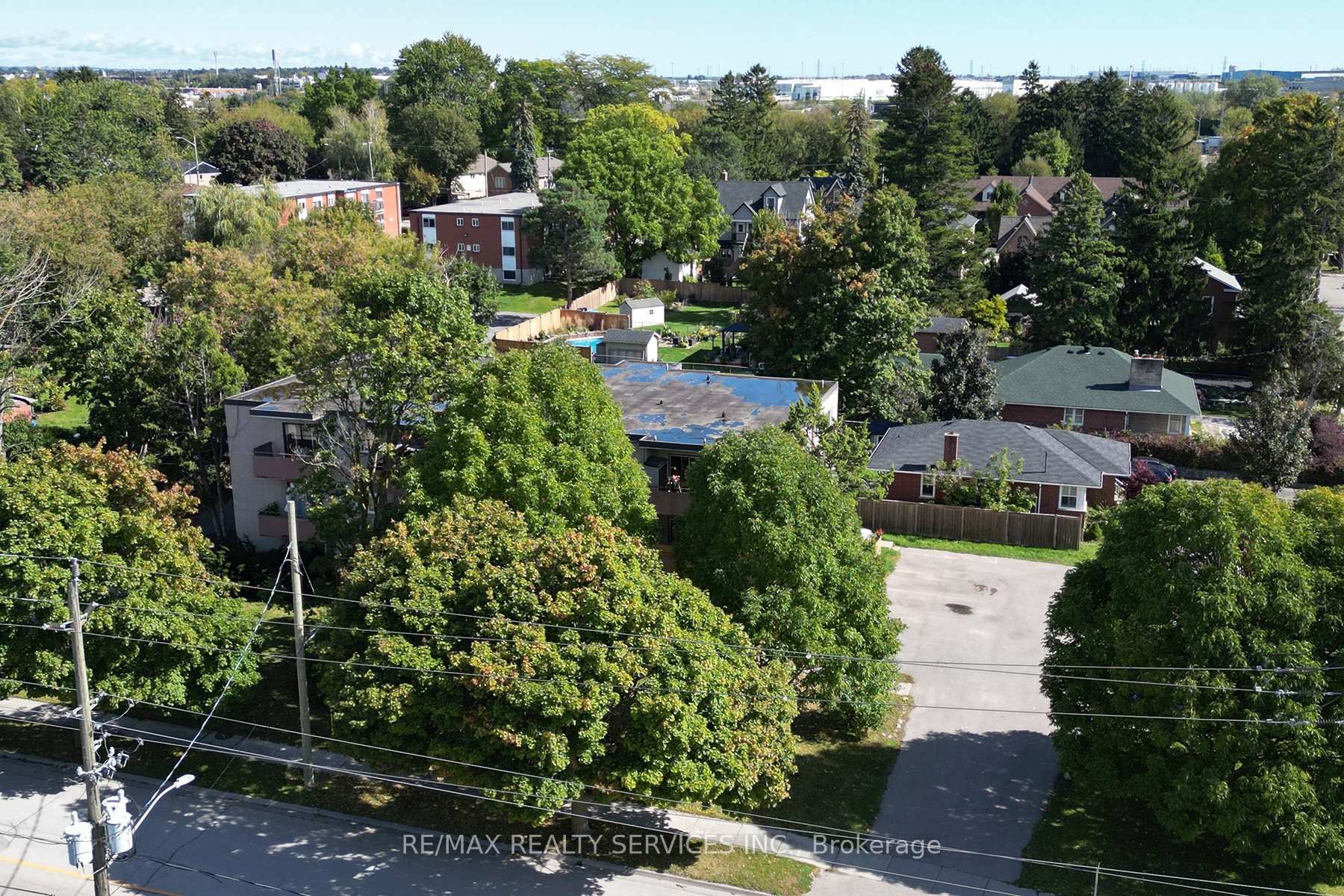 Photo 31 of 102 Front Street E, Whitby, Port Whitby — HOMEH
