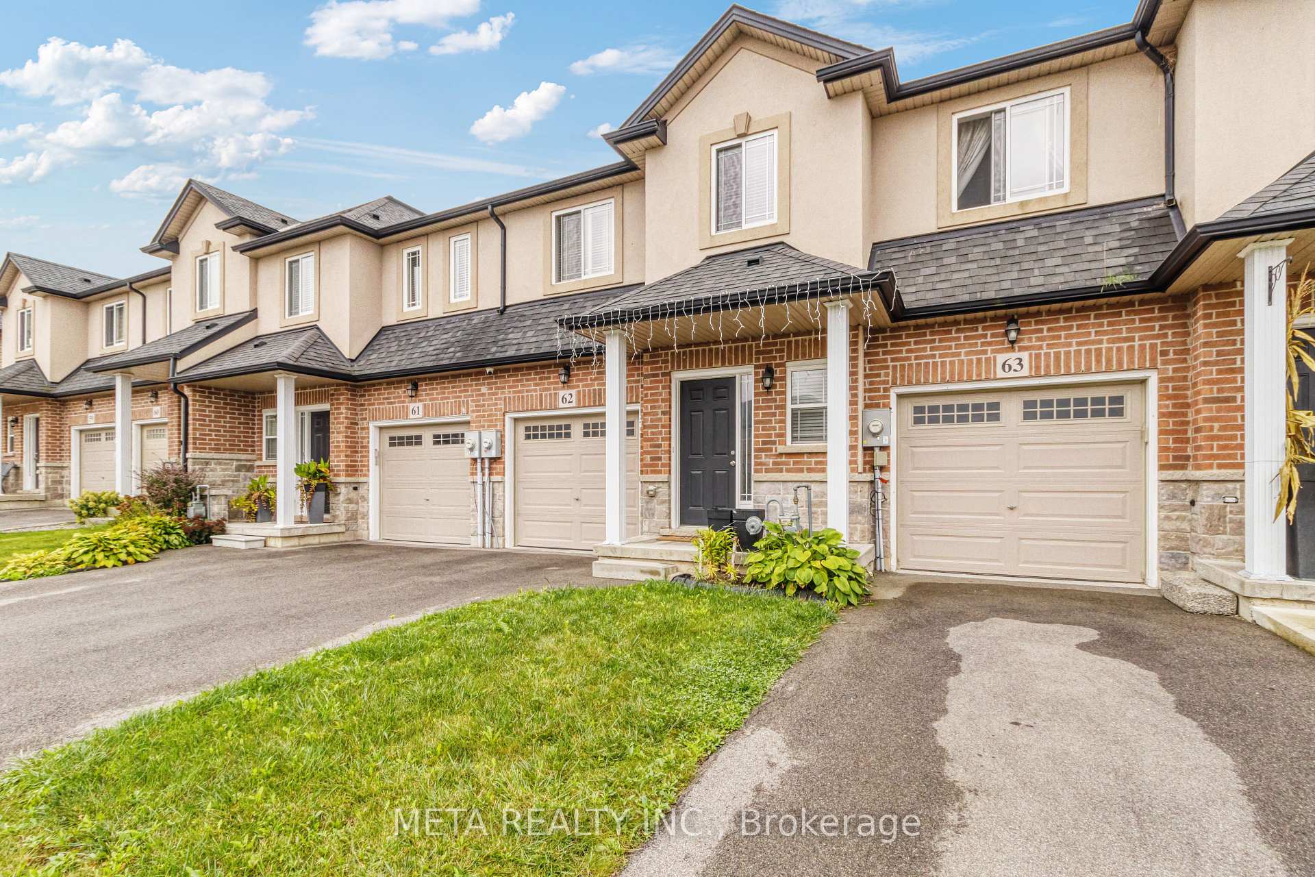 Front of Unit 62, 9 Hampton Brook Way S