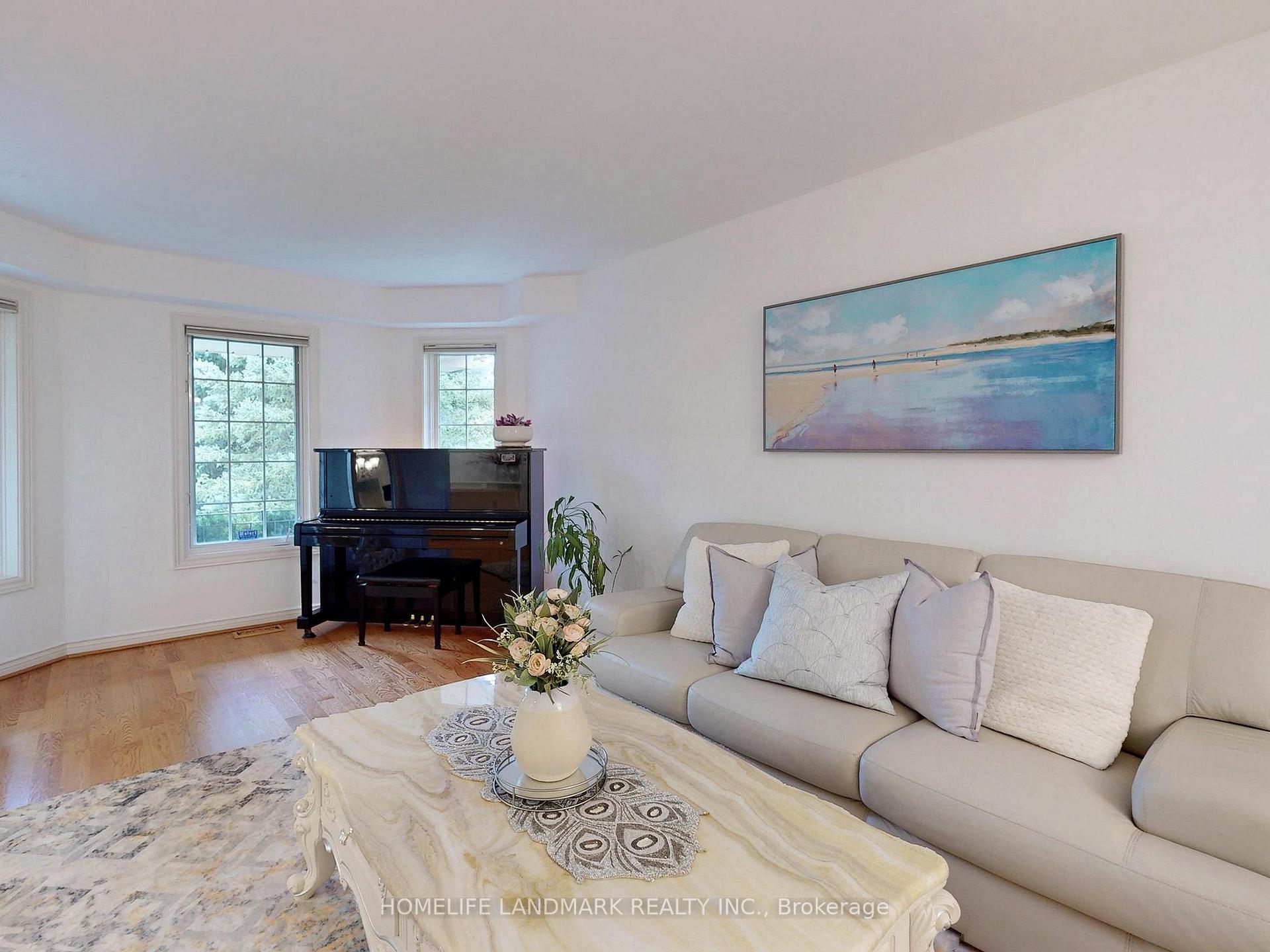 Photo 3 of 64 Bradgate Drive, Markham, Thornlea — HOMEH