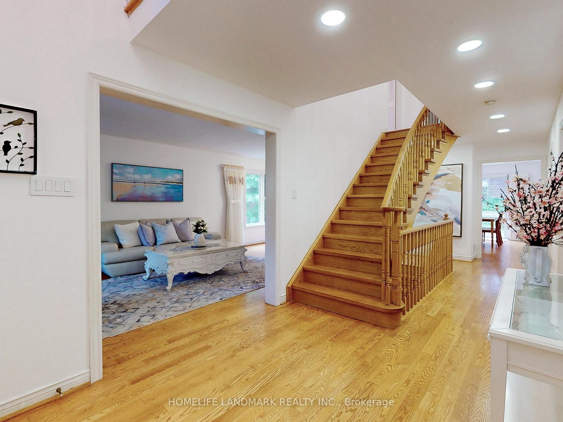 Photo 16 of 64 Bradgate Drive, Markham, Thornlea — HOMEH