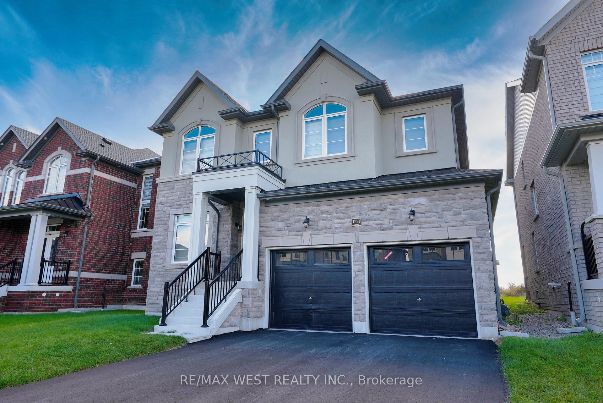 Front of 1221 Corby Way