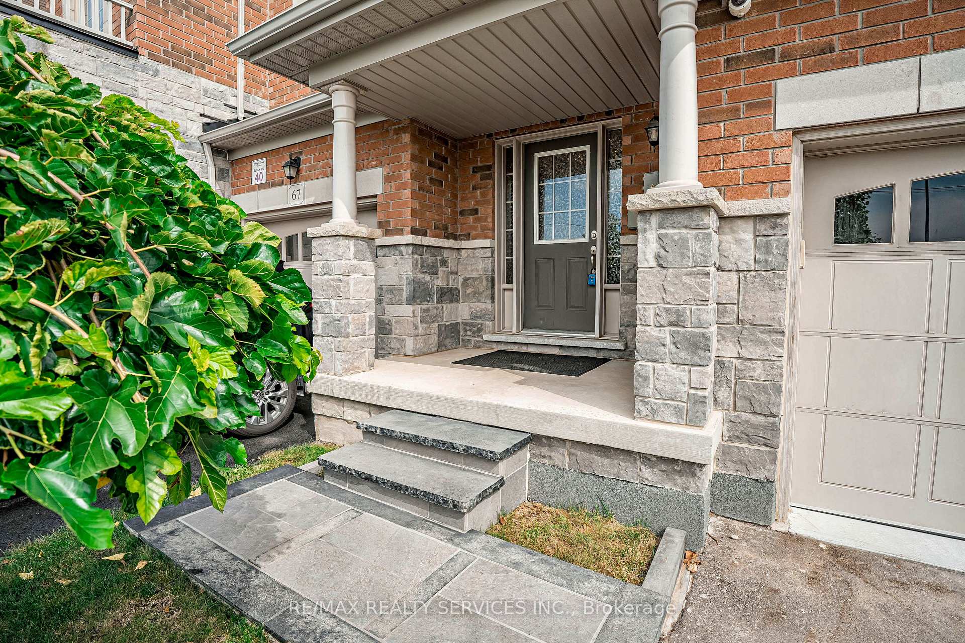 Photo 4 of 69 Agava Street, Brampton, Northwest Brampton — HOMEH