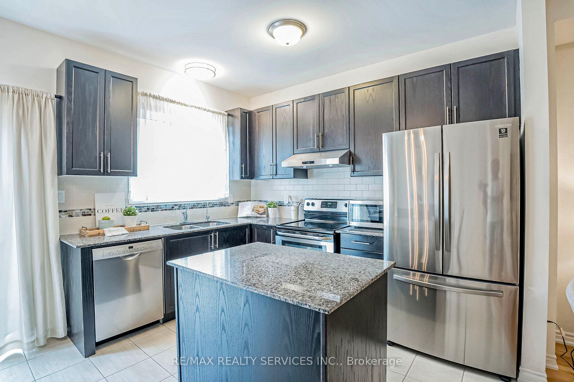 Photo 22 of 69 Agava Street, Brampton, Northwest Brampton — HOMEH