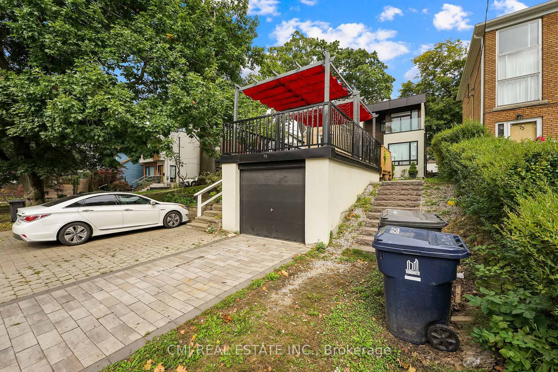 Front of 75 Kenilworth Avenue
