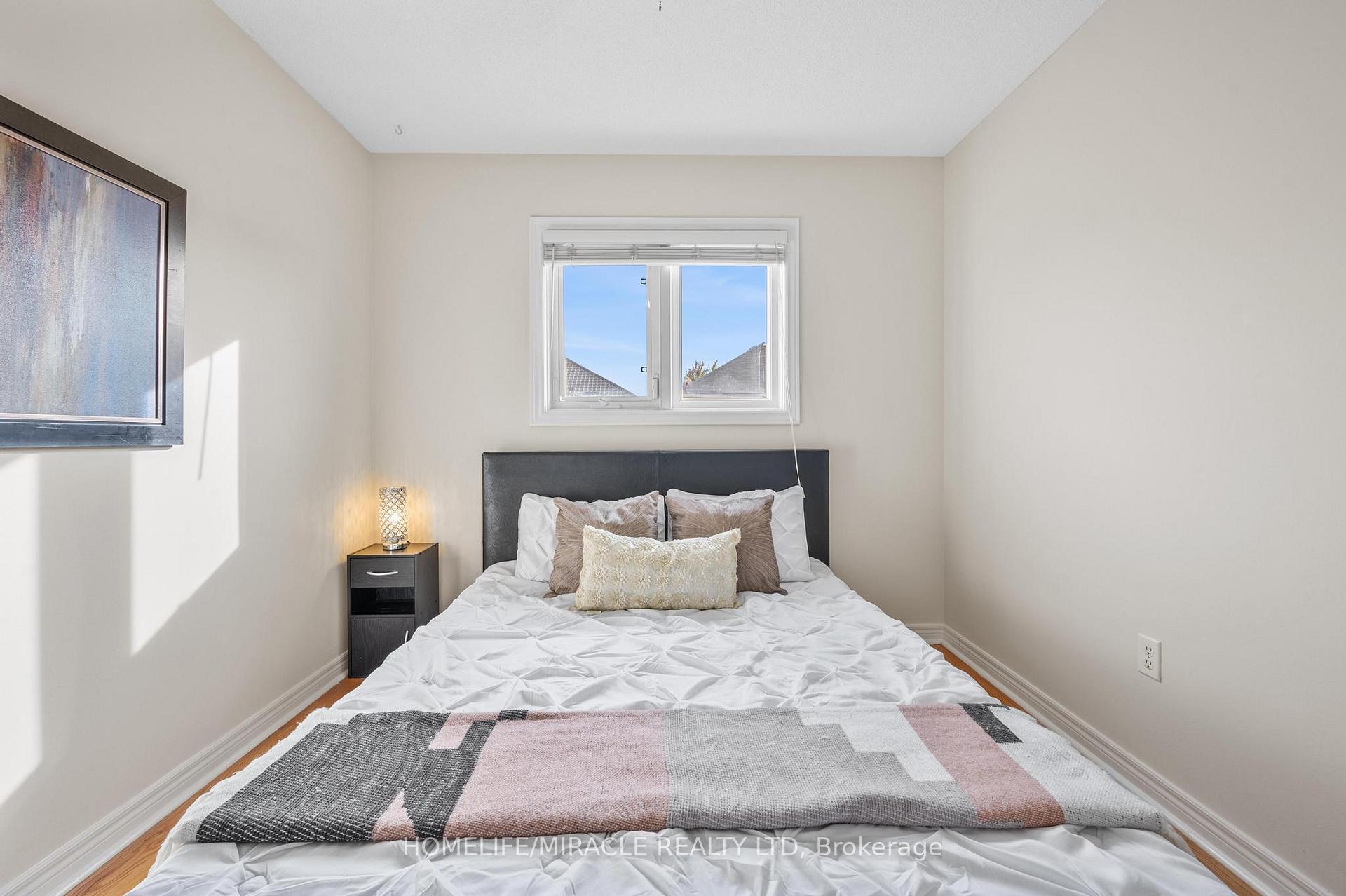 Photo 29 of 44 Wellsprings Drive, Brampton, Madoc — HOMEH