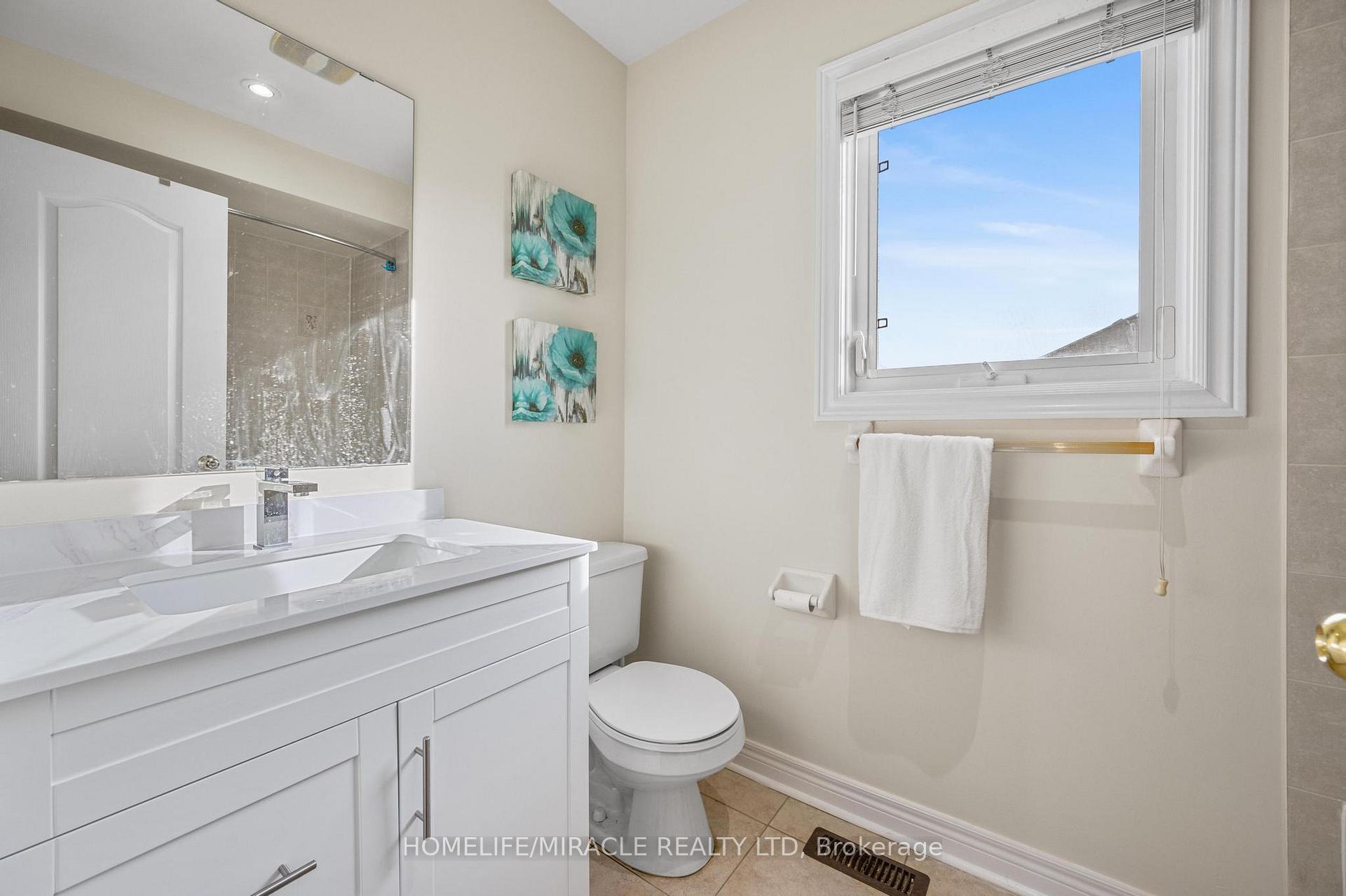 Photo 28 of 44 Wellsprings Drive, Brampton, Madoc — HOMEH