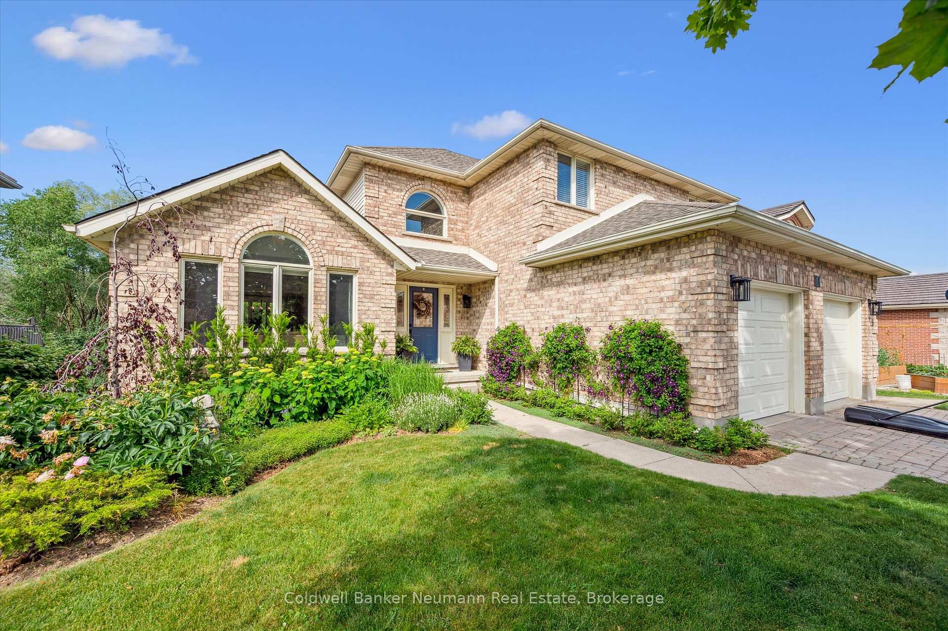 Photo 1 of 14 Bathgate Drive, Guelph, Kortright East — HOMEH
