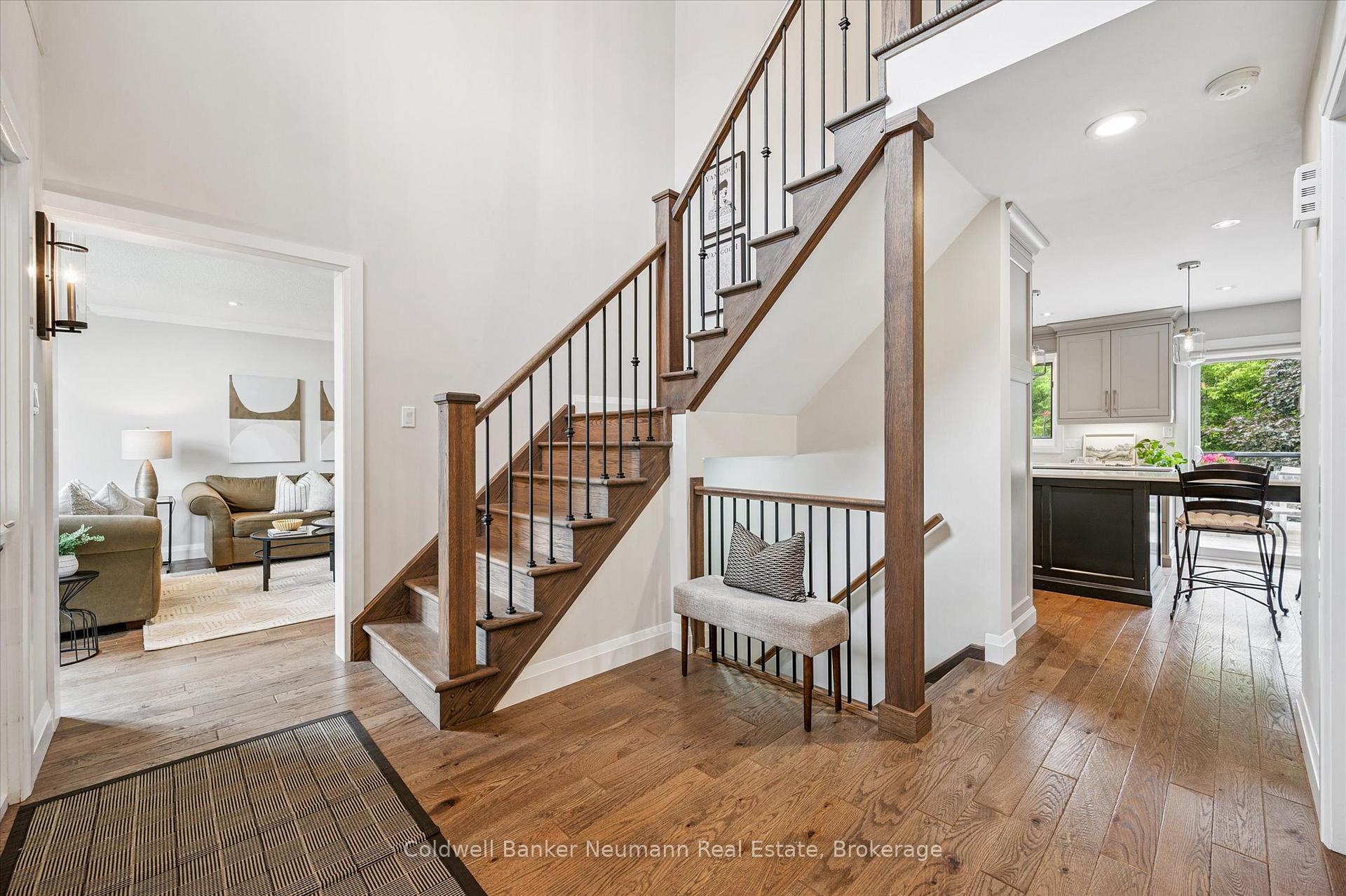 Photo 19 of 14 Bathgate Drive, Guelph, Kortright East — HOMEH