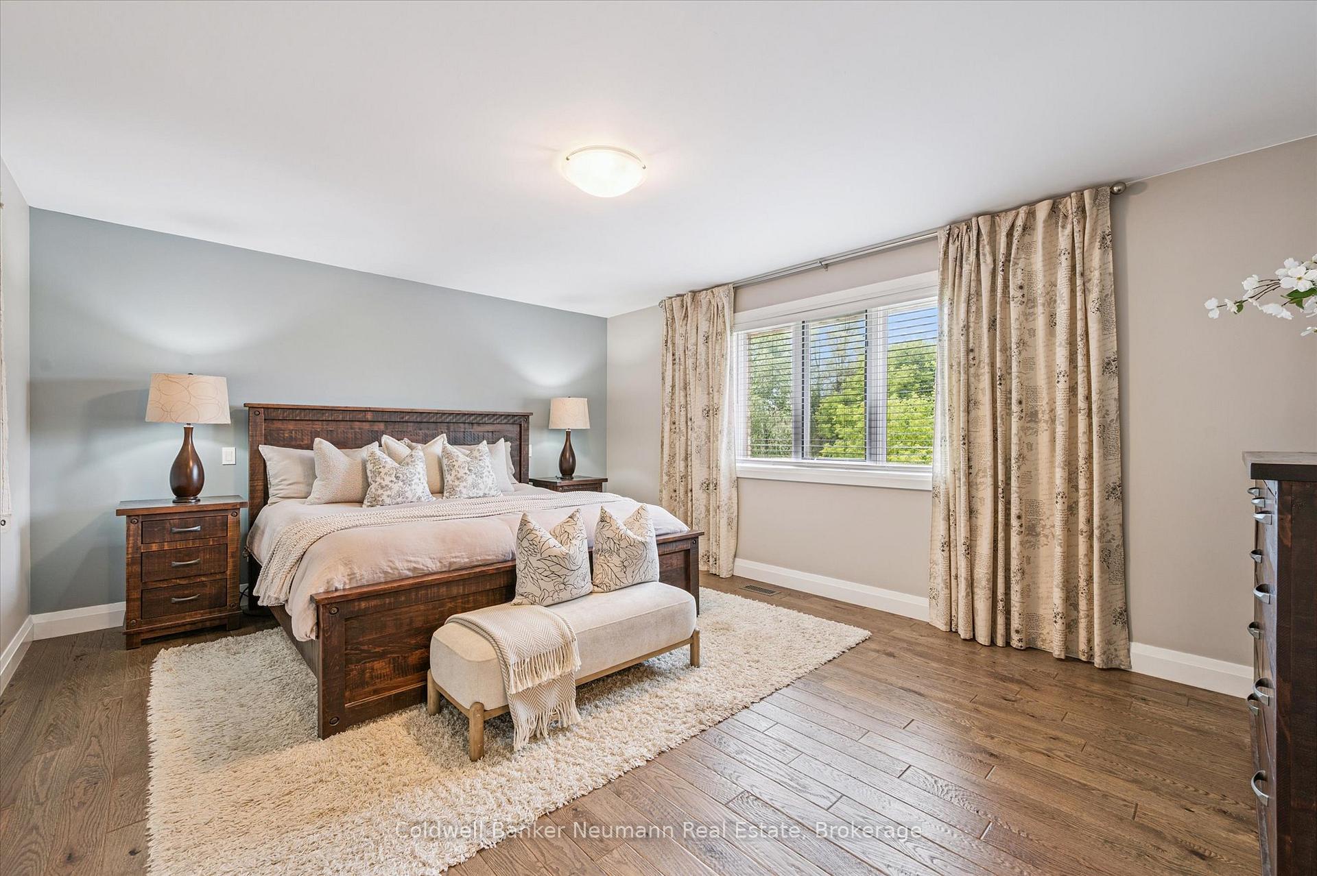 Photo 26 of 14 Bathgate Drive, Guelph, Kortright East — HOMEH