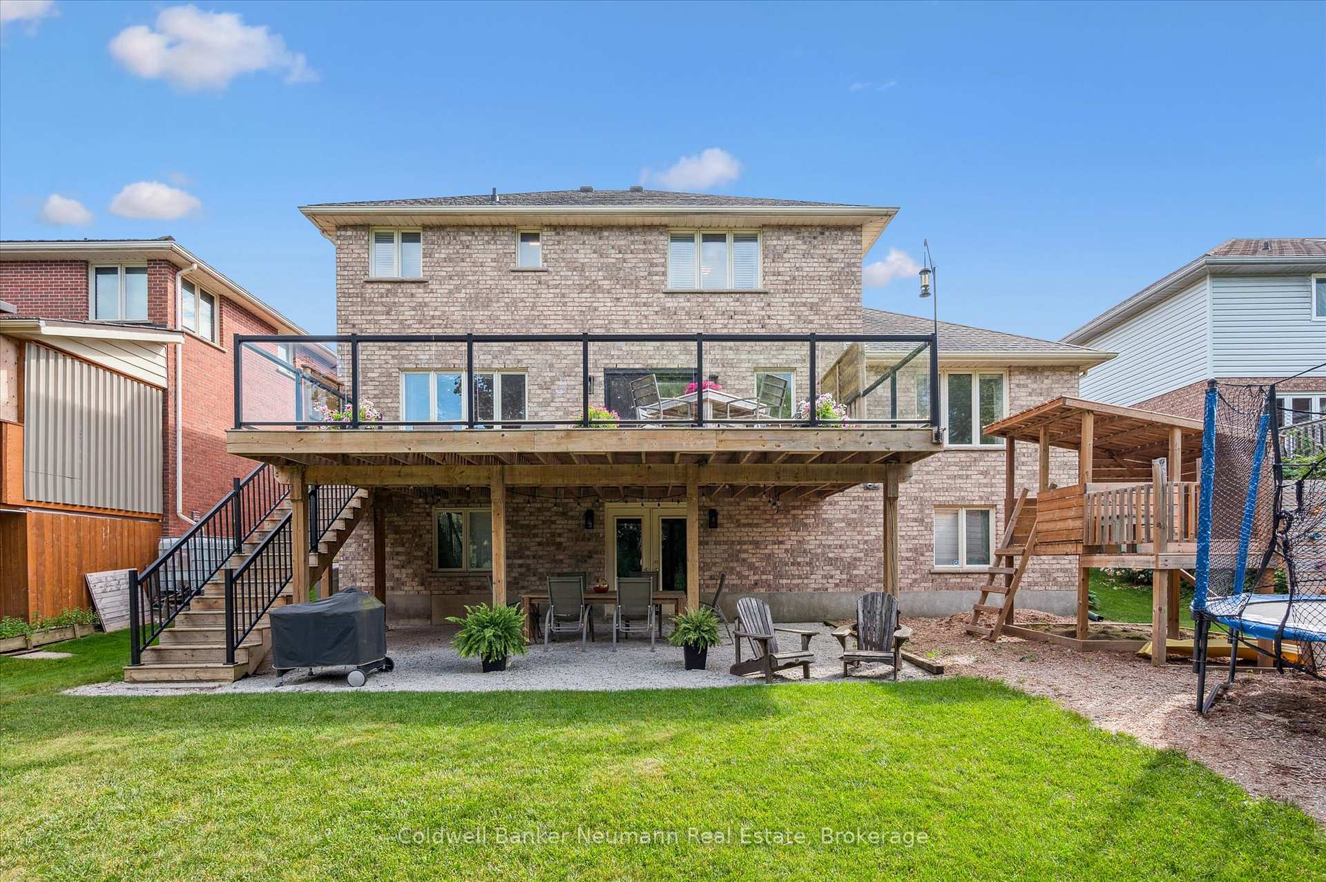 Photo 37 of 14 Bathgate Drive, Guelph, Kortright East — HOMEH