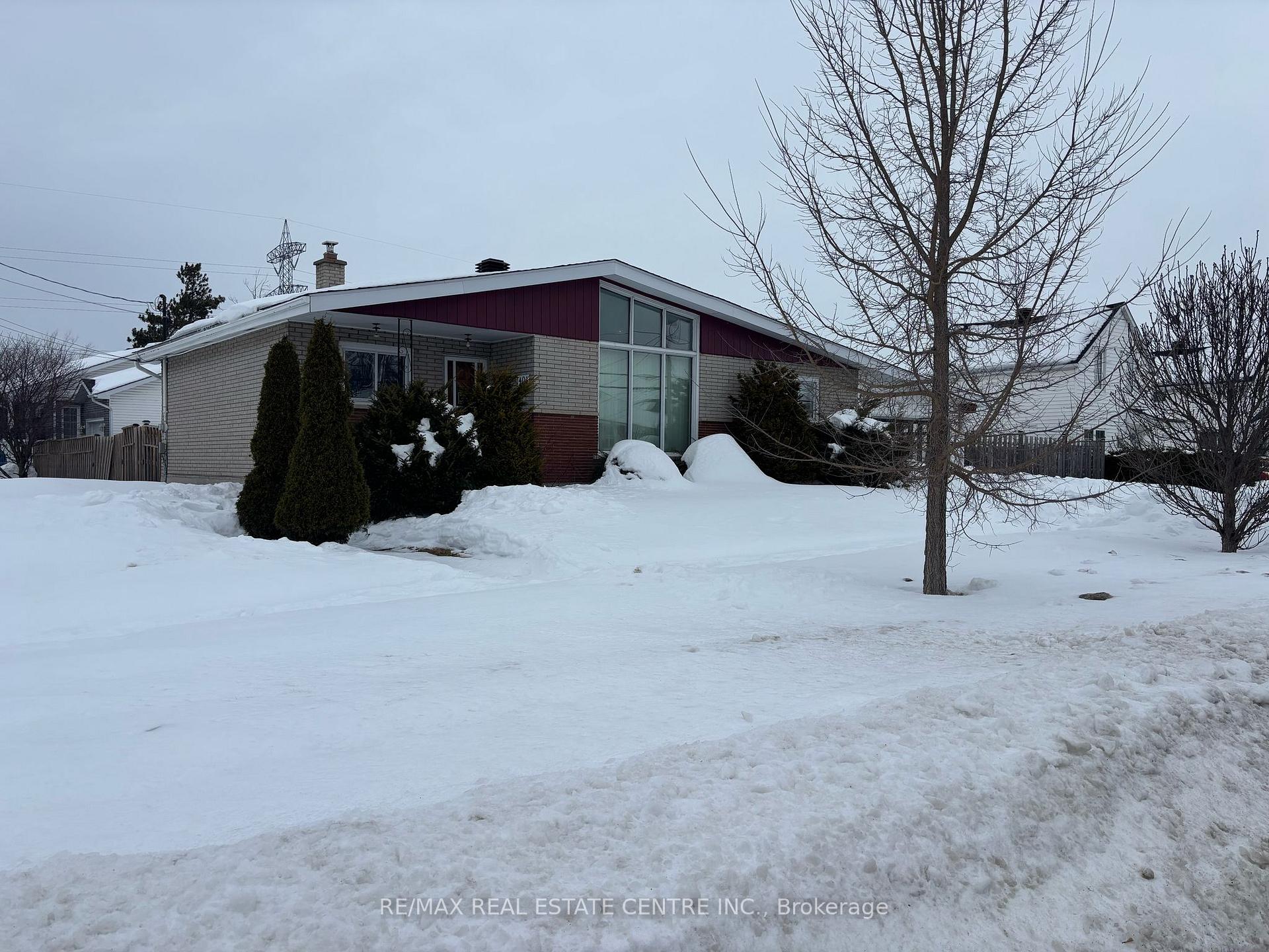 Photo 4 of 1401 Lascelle Avenue, Cornwall — HOMEH