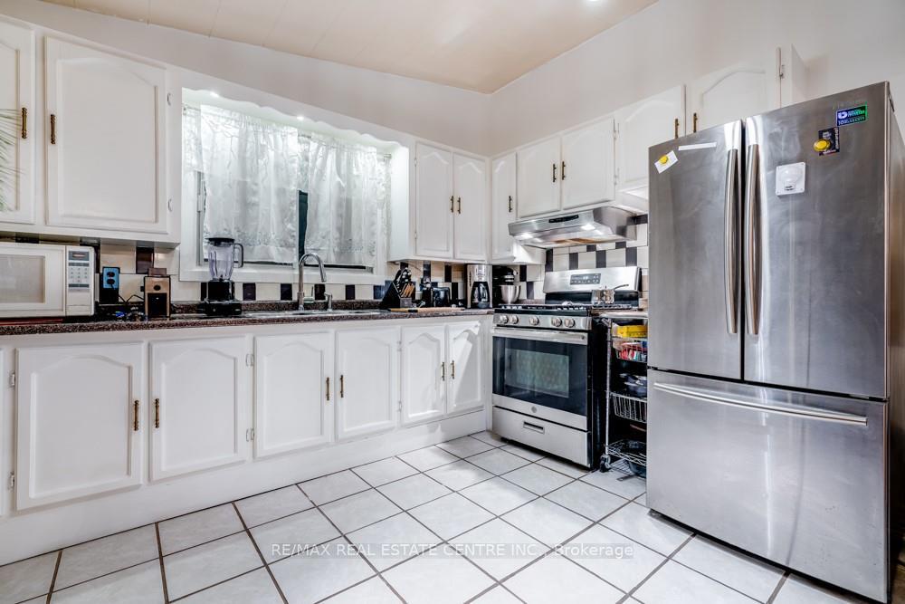 Photo 5 of 1401 Lascelle Avenue, Cornwall — HOMEH